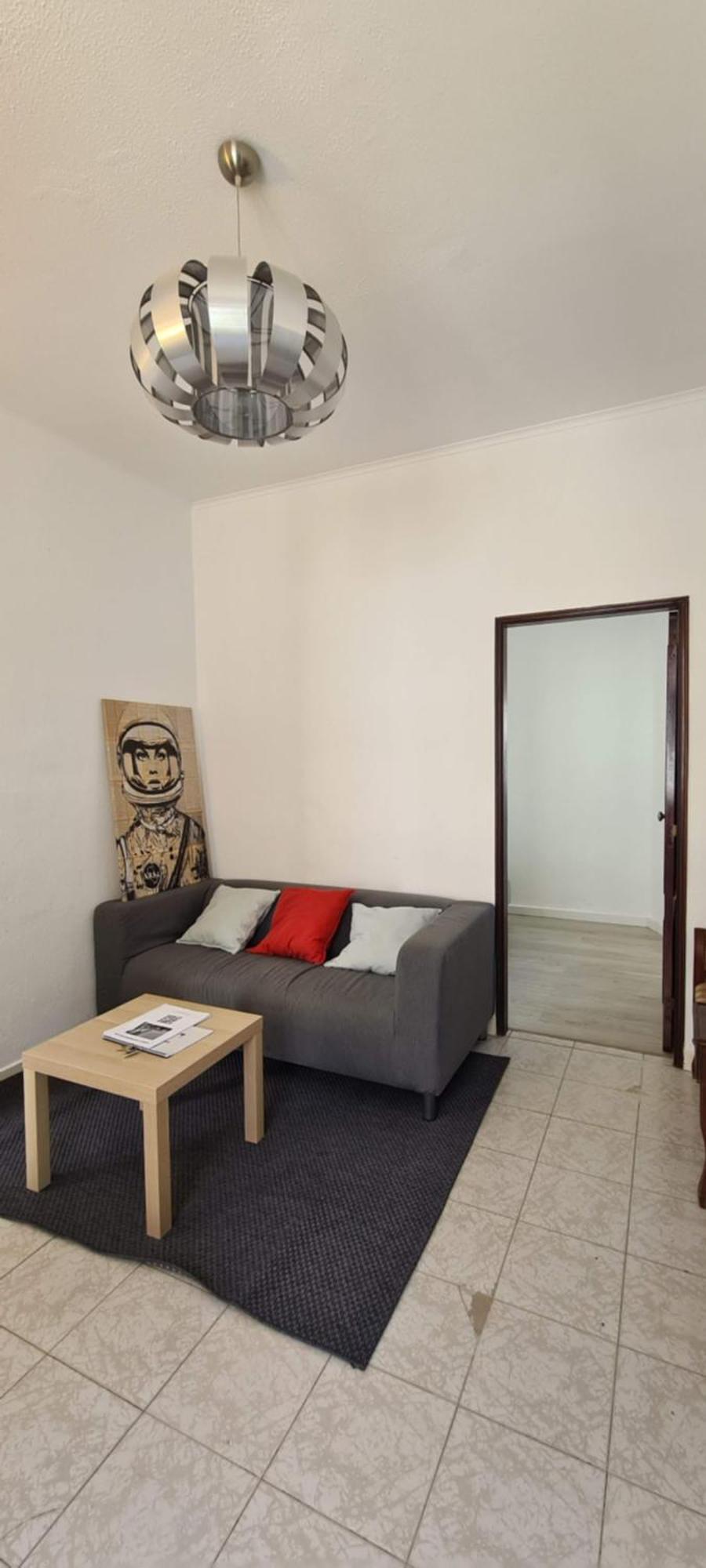 2 Bedroom Apartment For 4 People With Free Public Parking Lisboa Extérieur photo