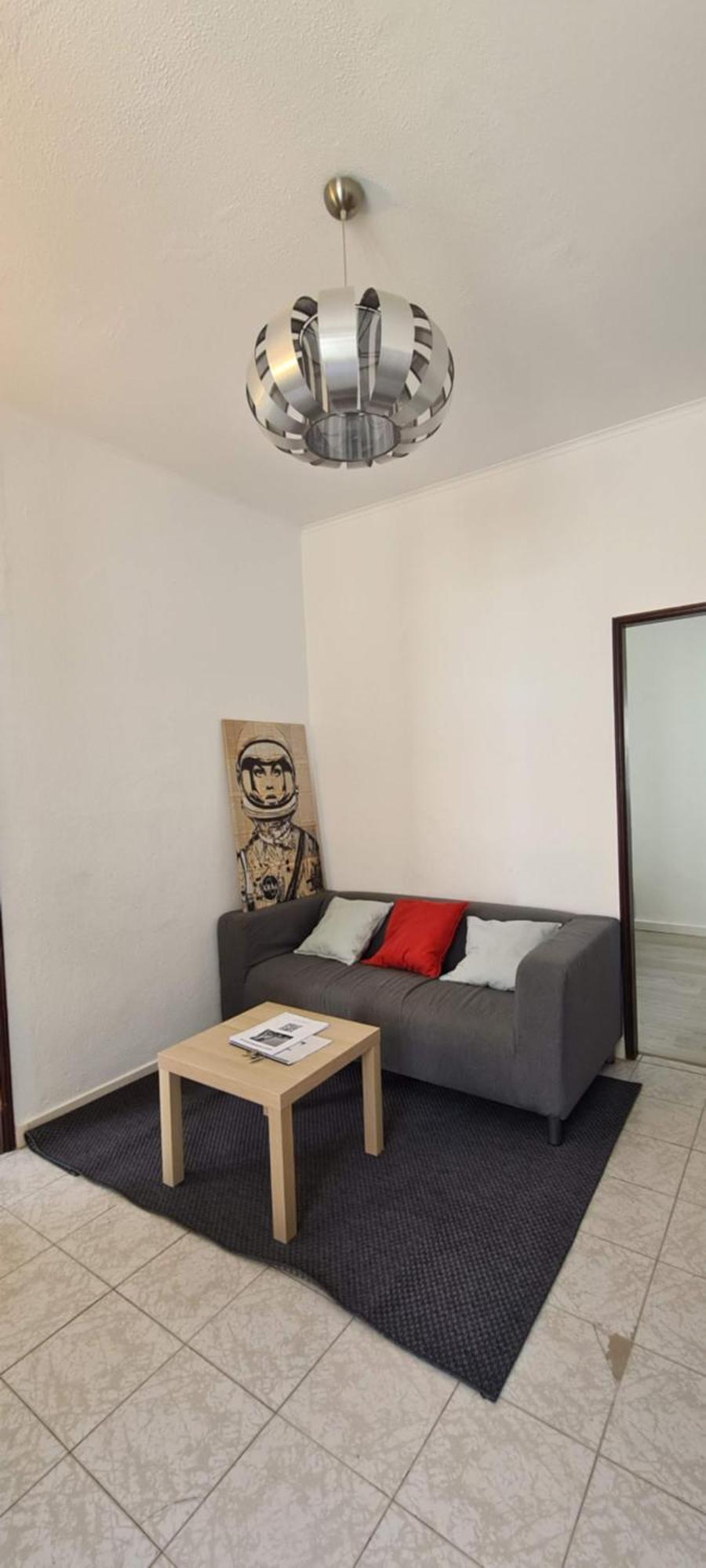 2 Bedroom Apartment For 4 People With Free Public Parking Lisboa Extérieur photo